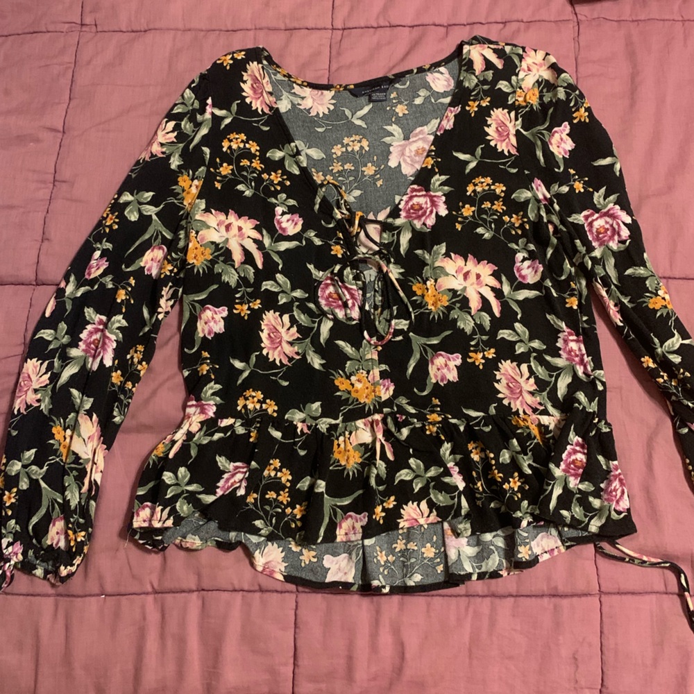American eagle floral long sleeve top with ties